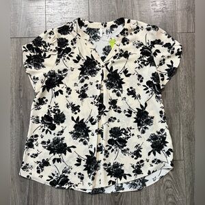 Chic Black Floral Women's Blouse